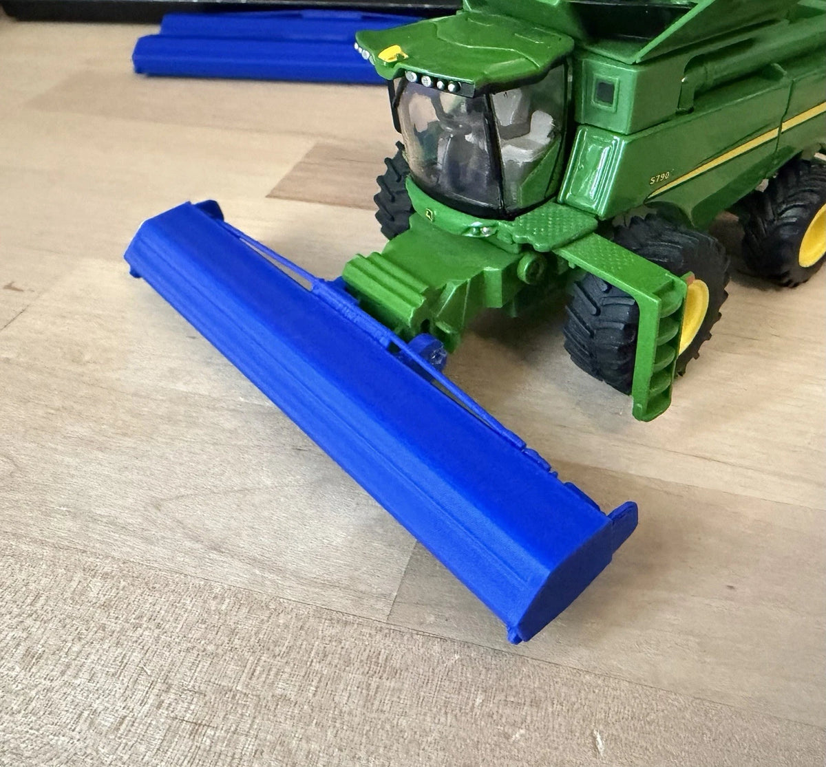 Stripper Header For 1/64 Scale Combines Custom Farm Toys (2-Pack)