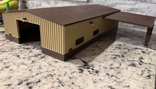 1/64 Enclosed Shop (XL) Two-Tone Brown - Custom Farm Toys And Displays