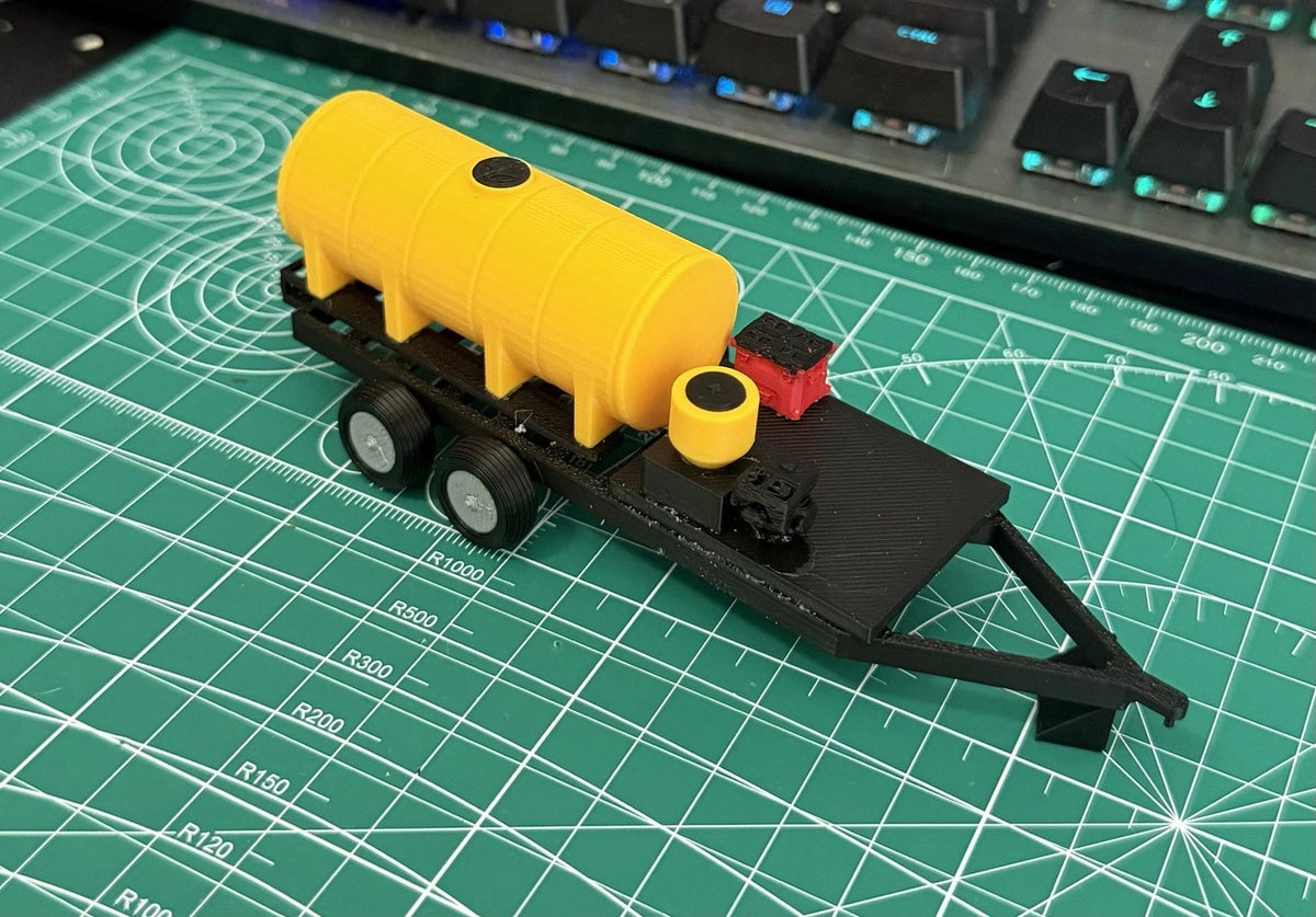 1/64 Nurse Trailer Kit - Custom Farm Toys / Accessories